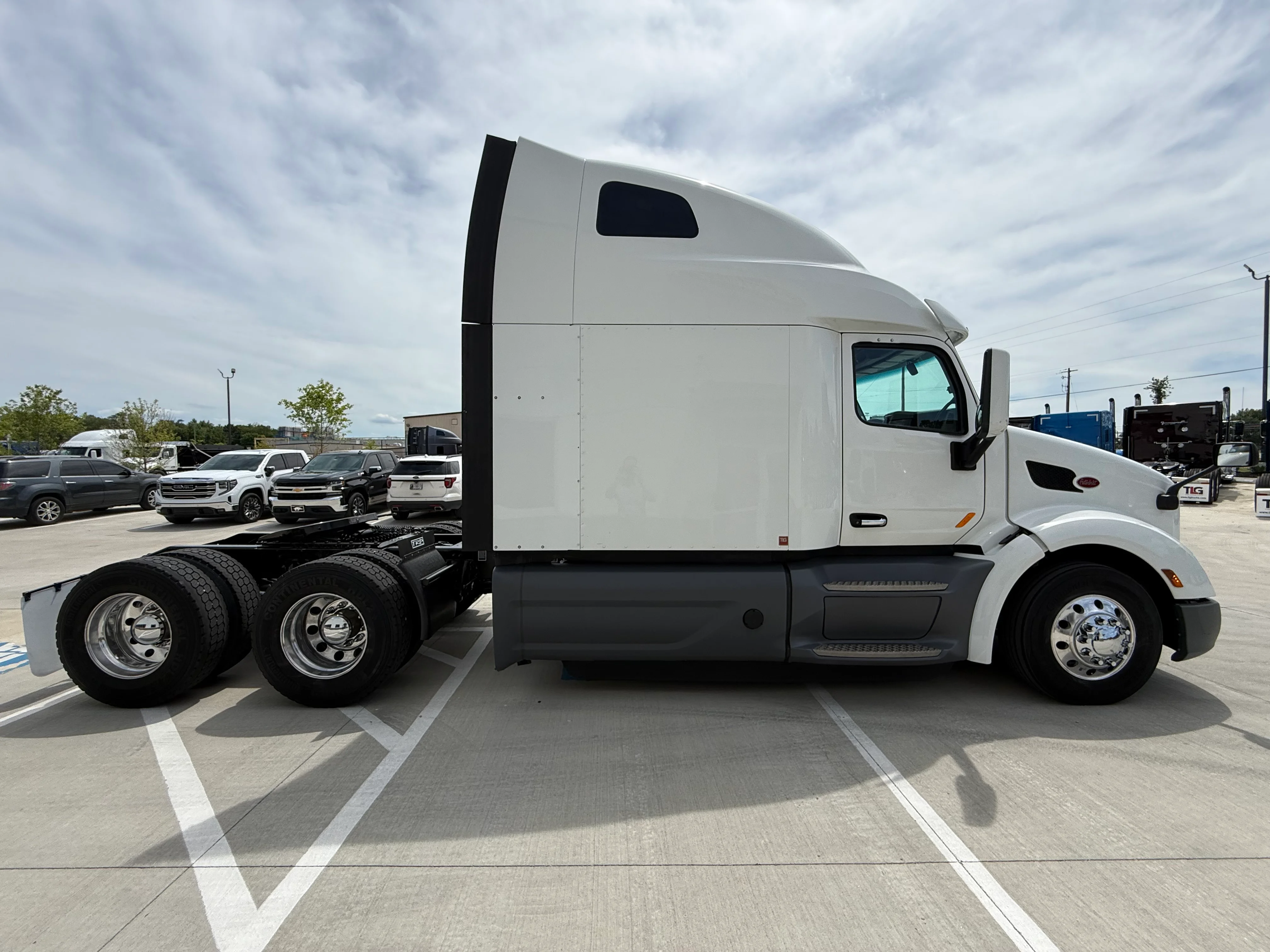2021 Peterbilt 579 in Lowell, AR — photo 6