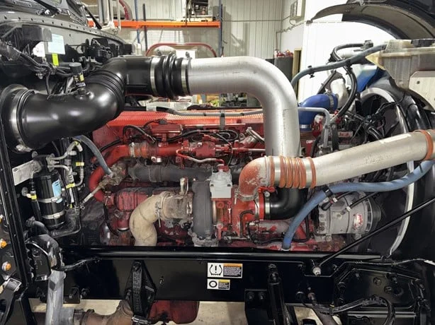 2019 Peterbilt 389 - image 22