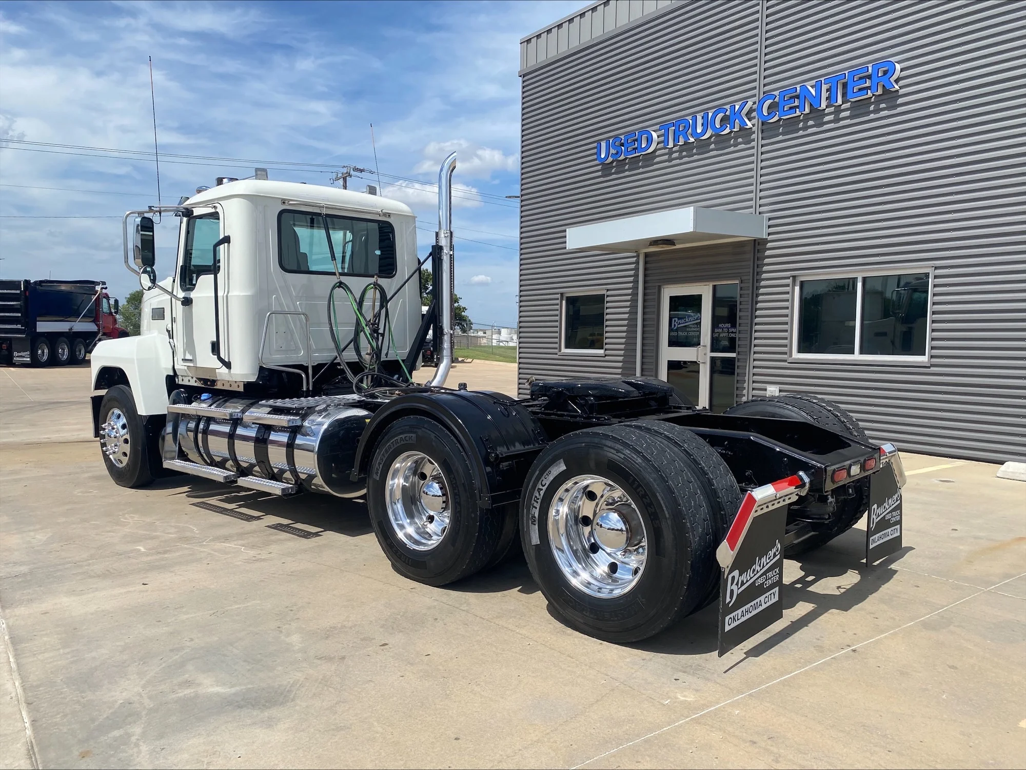 2021 Mack Pinnacle in Tulsa, OK — photo 7