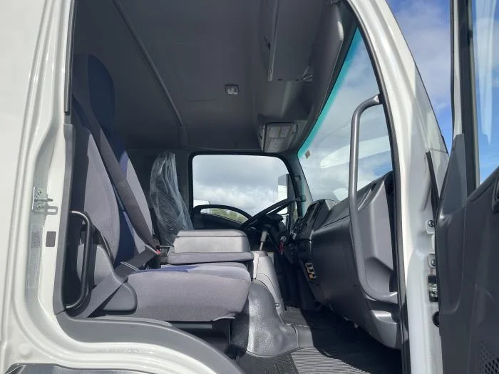 2026 Isuzu FTR — photo 8