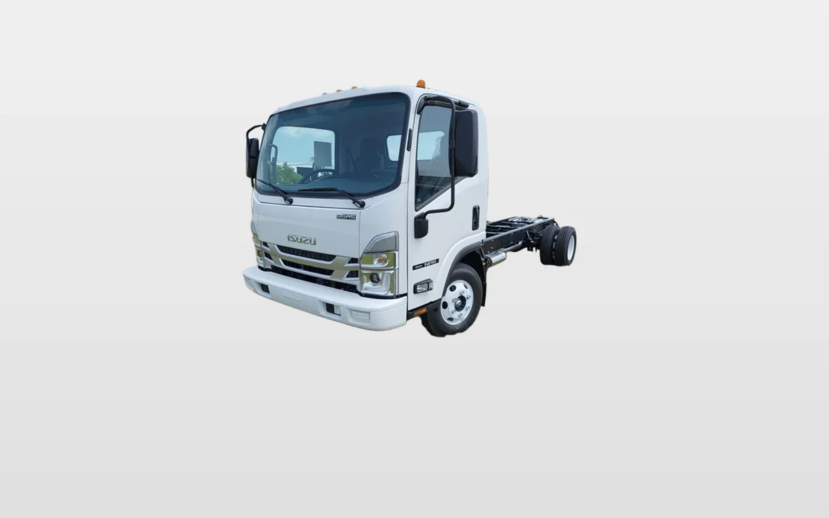 2024 Isuzu NPR - image 1