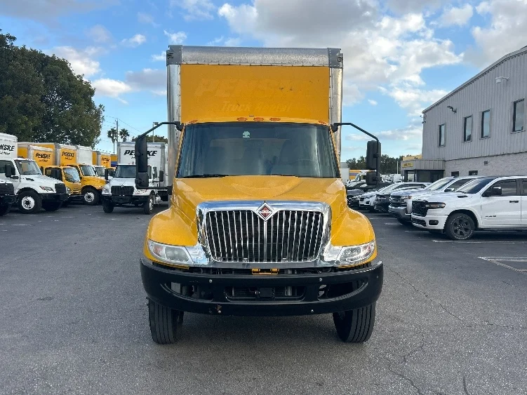 2021 International MV in Medley, FL — photo 2