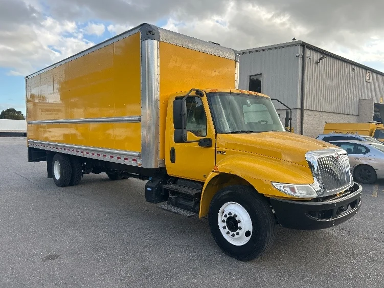2021 International MV in Medley, FL