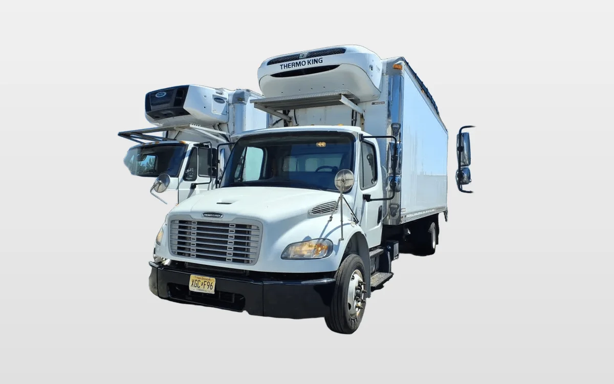 2018 Freightliner M2 106 - image 1