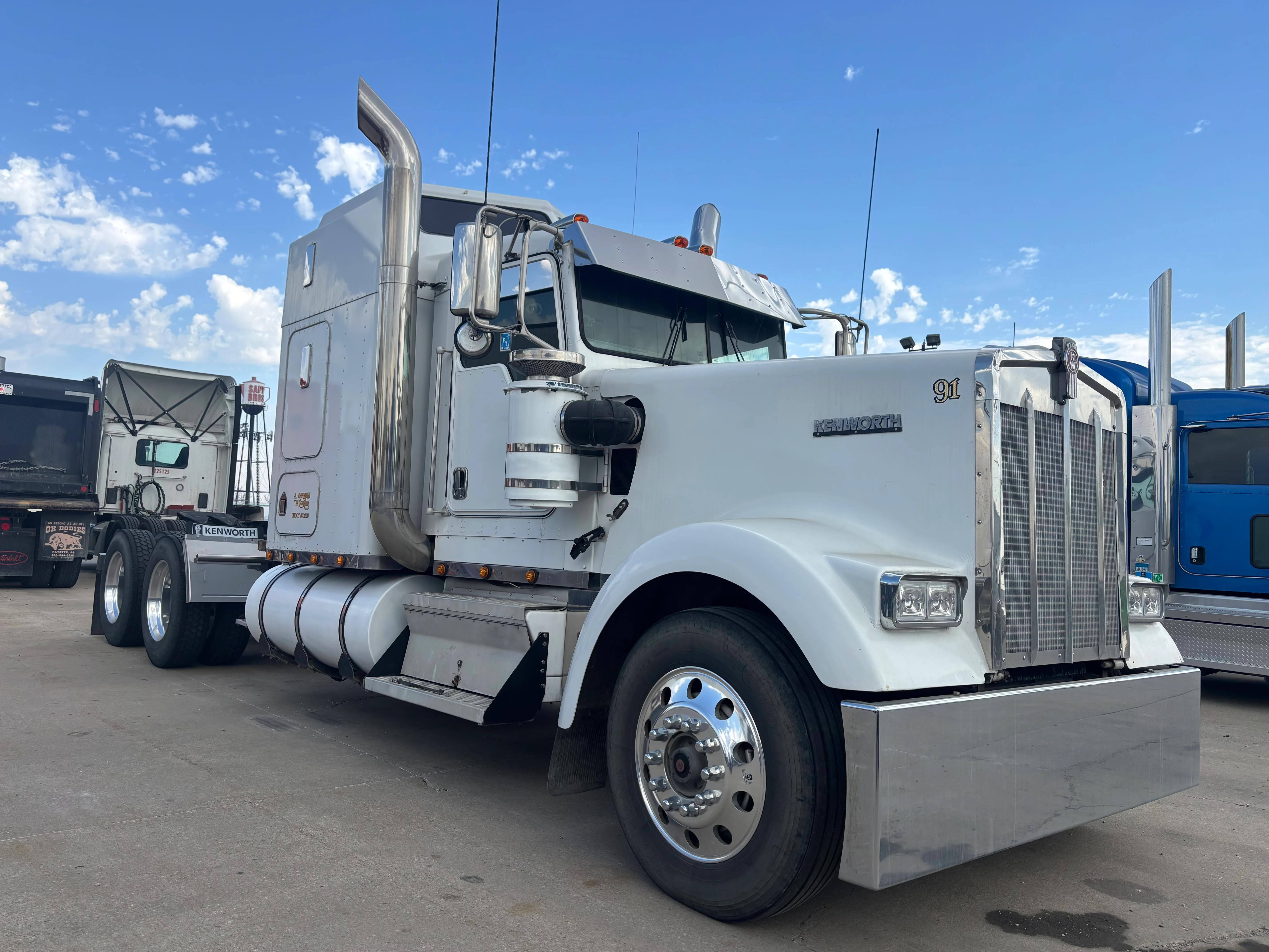 1993 Kenworth W900 in COUNCIL BLUFFS, IA — photo 2