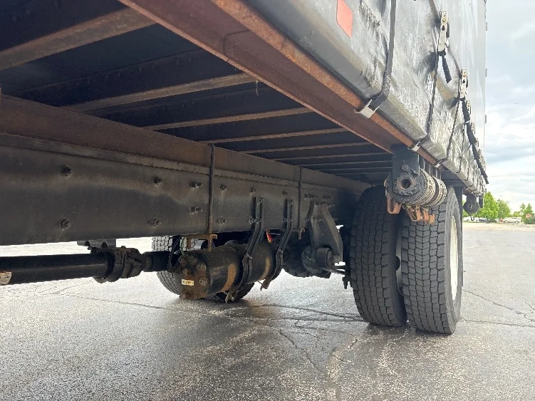 2021 Freightliner eM2 in Chicago (Melrose Park), IL — photo 5