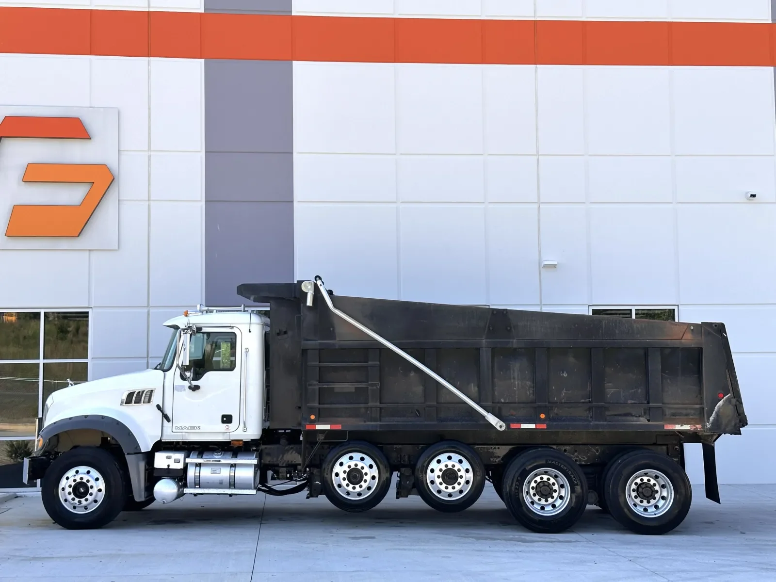 2008 Mack Granite in Greer, SC — photo 5