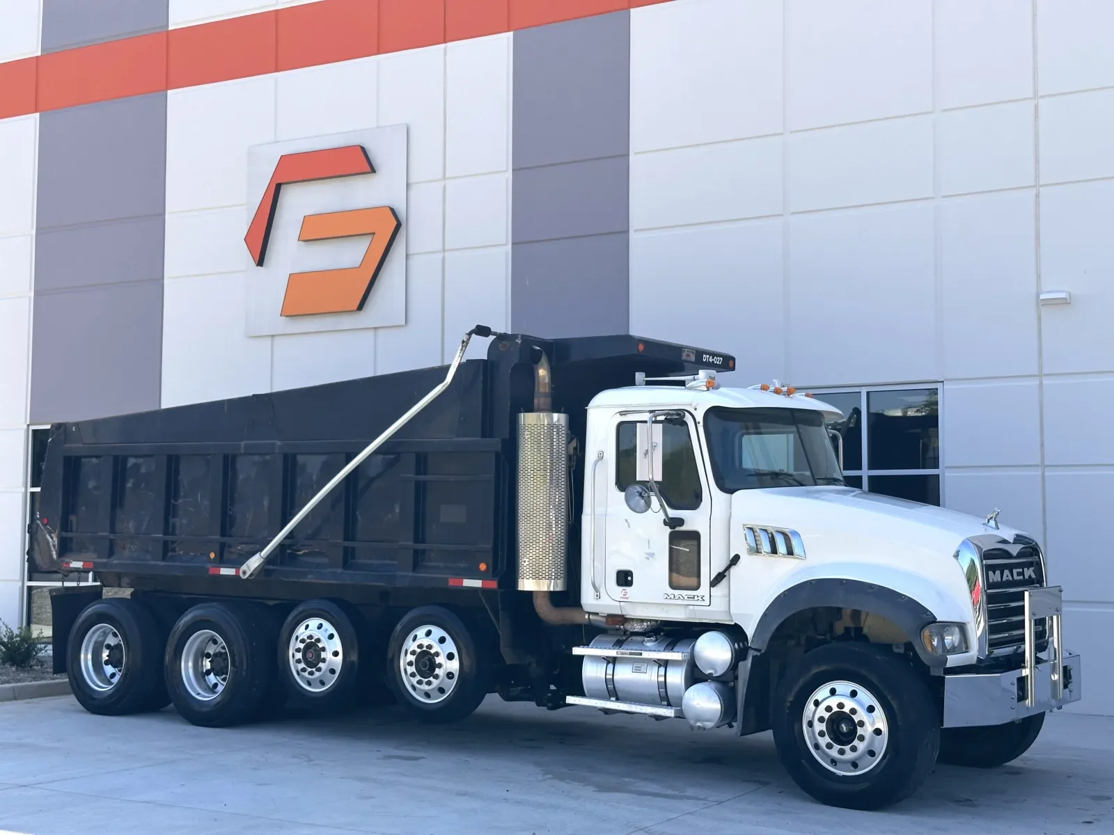 2008 Mack Granite in Greer, SC — photo 2
