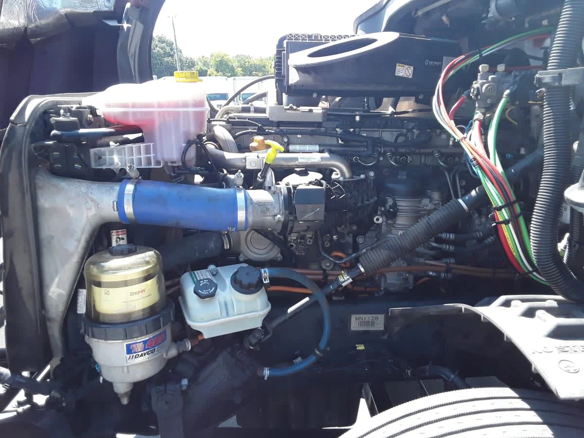 2021 Freightliner Cascadia in Charlotte, NC — photo 8