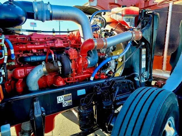 2022 Peterbilt 389 - image 35