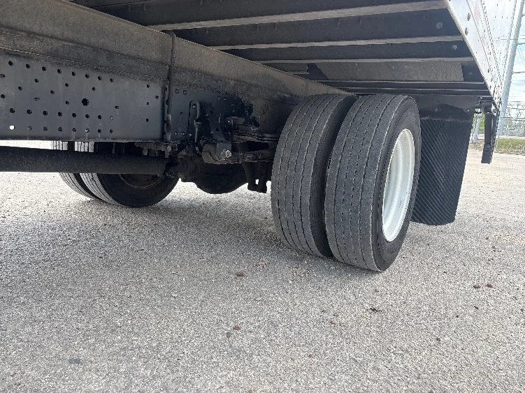 2022 Isuzu NRR - image 5