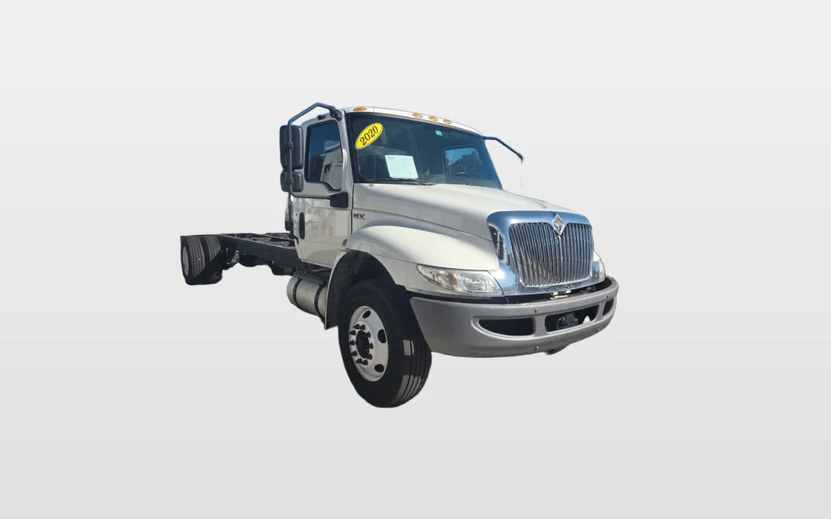 2020 International MV - image 1