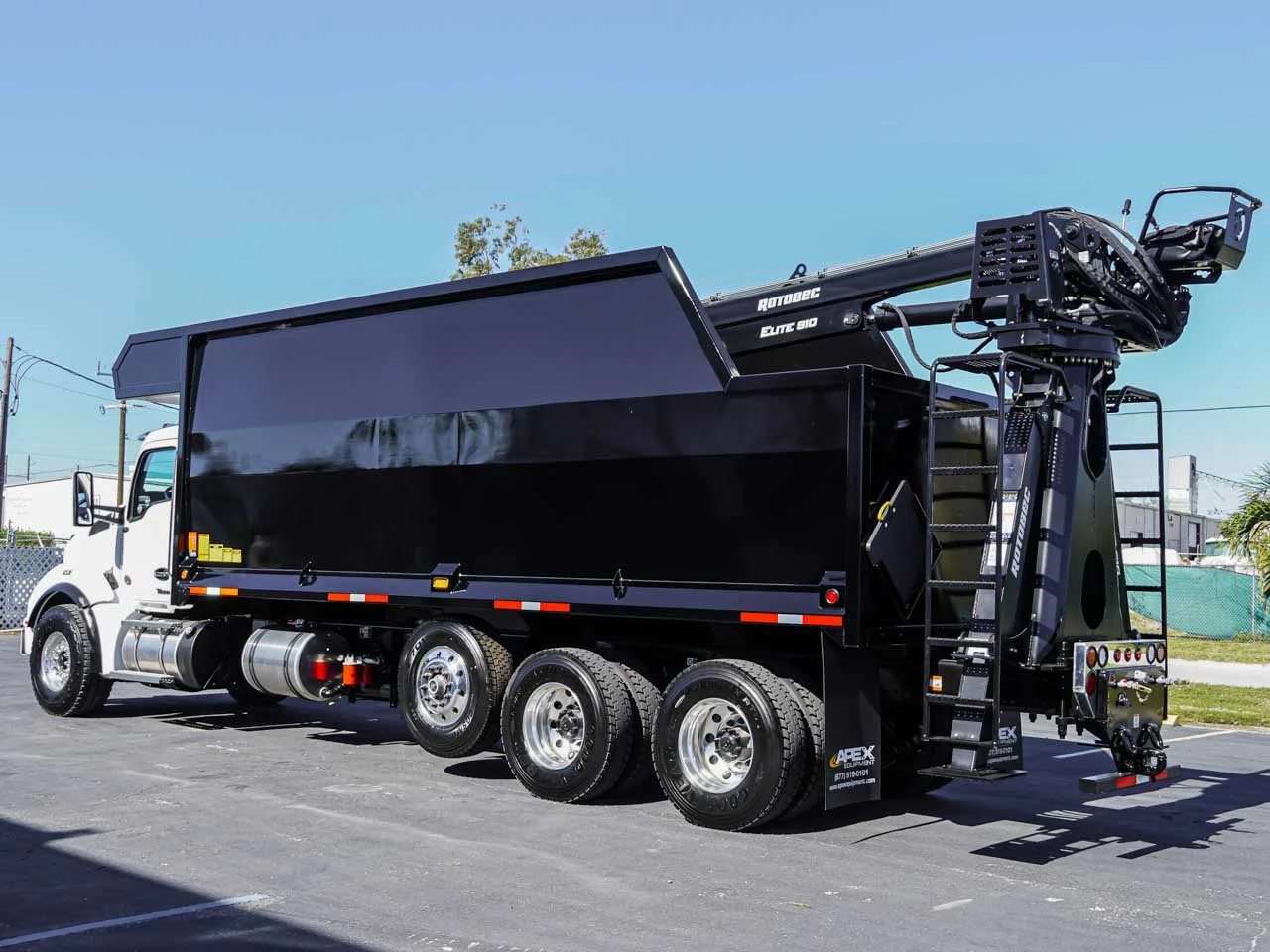 2025 Kenworth T880 — photo 4