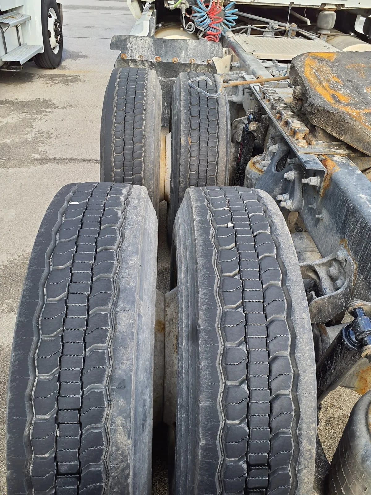 2020 International LT in Indianapolis, IN — photo 15