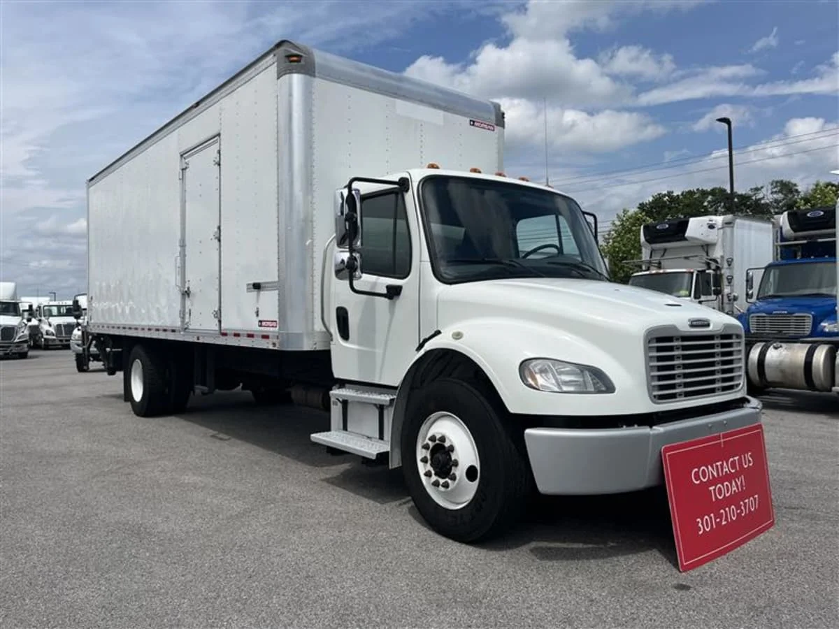 2020 Freightliner M2 106 in Beltsville, MD — photo 3