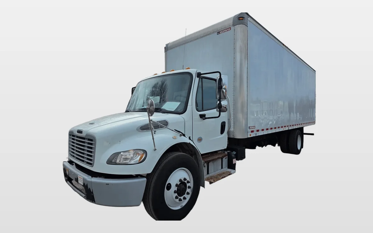 2016 Freightliner M2 106 - image 1