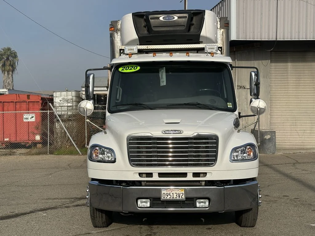 2020 Freightliner eM2 in Fresno, CA — photo 3