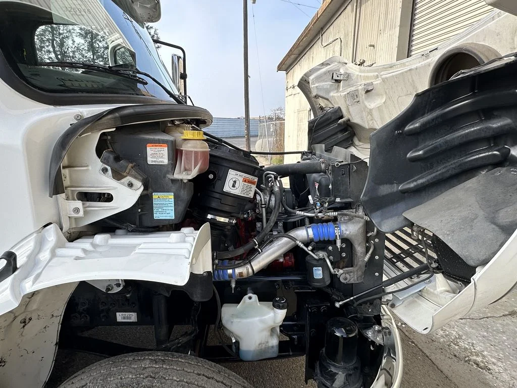 2020 Freightliner eM2 in Fresno, CA — photo 6