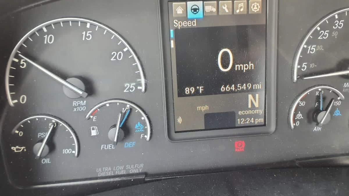 2019 Freightliner Cascadia in Birmingham, AL — photo 9