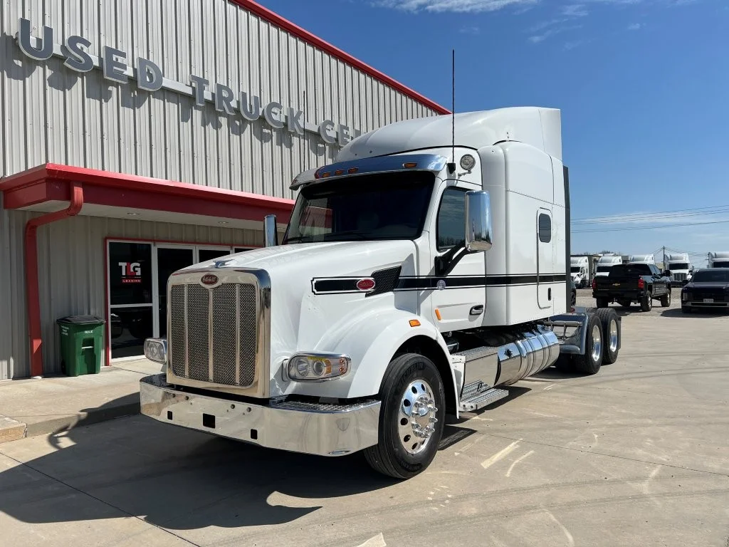 2022 Peterbilt 567 in Springfield, MO
