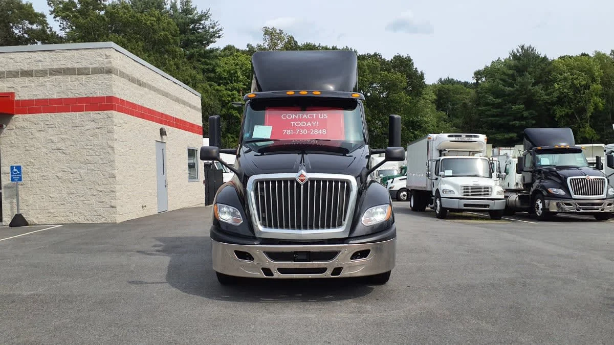 2020 International LT in Norwood, MA — photo 2