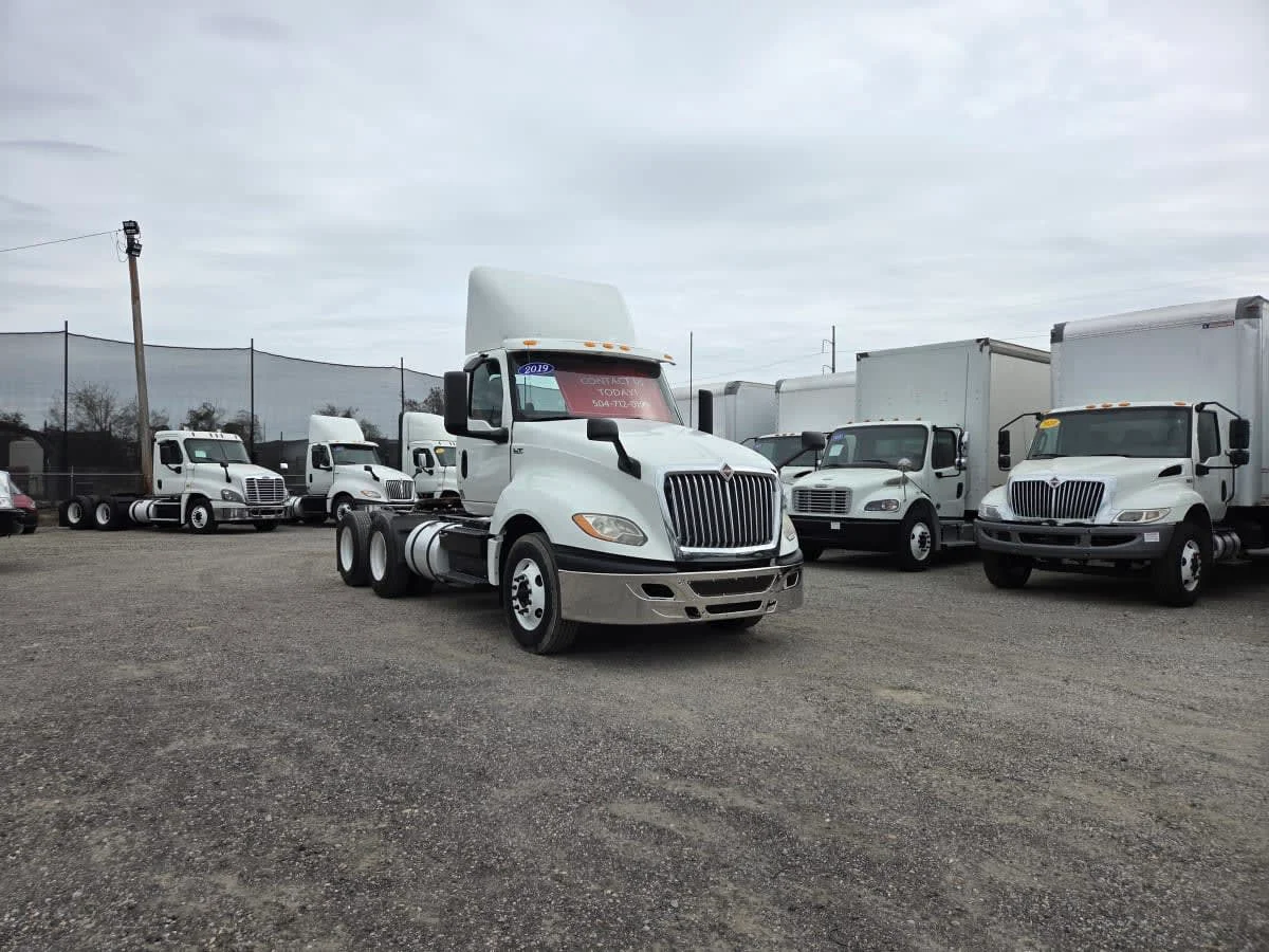 2019 International LT in St. Rose, LA — photo 3