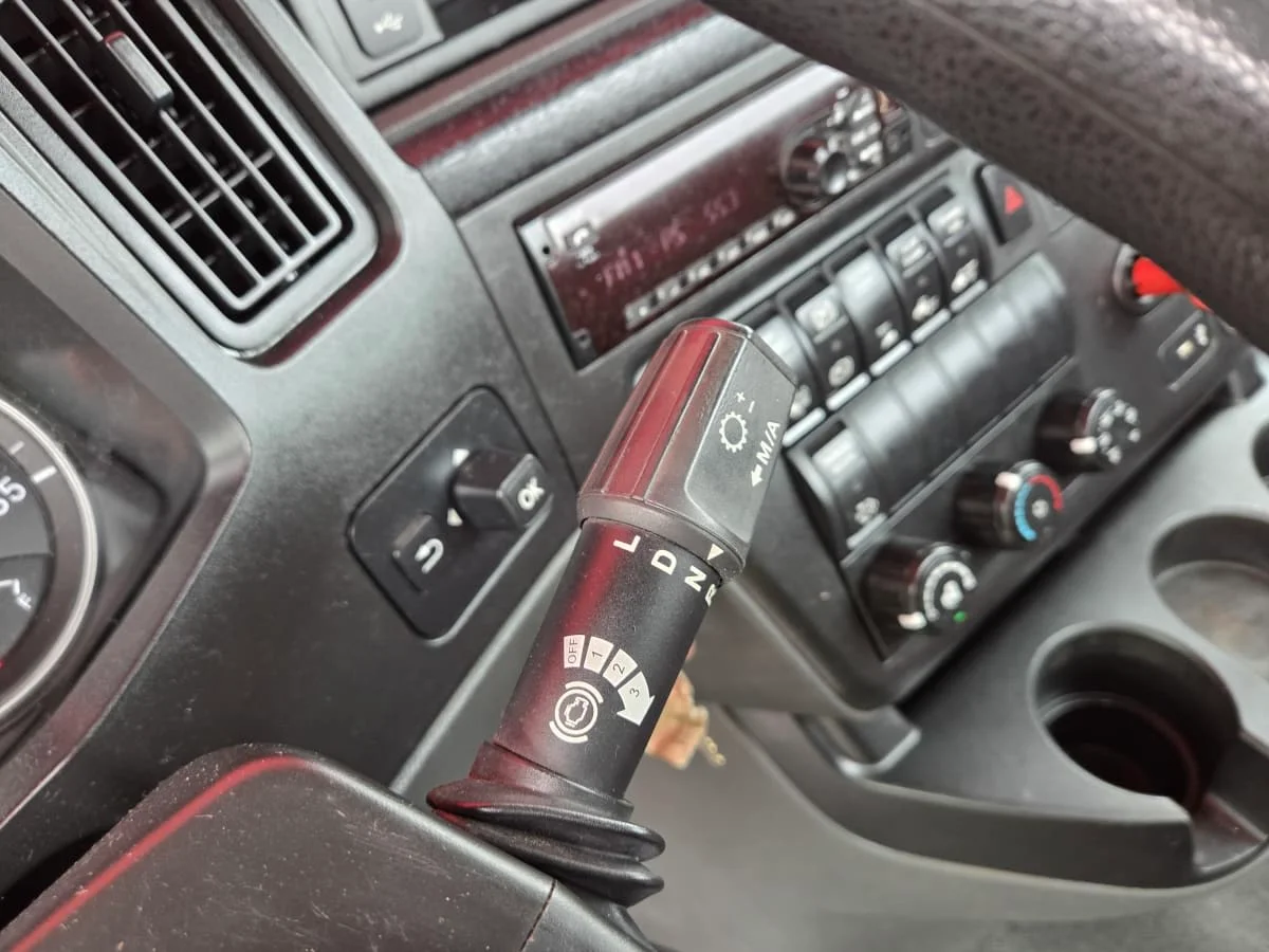 2019 International LT in St. Rose, LA — photo 10