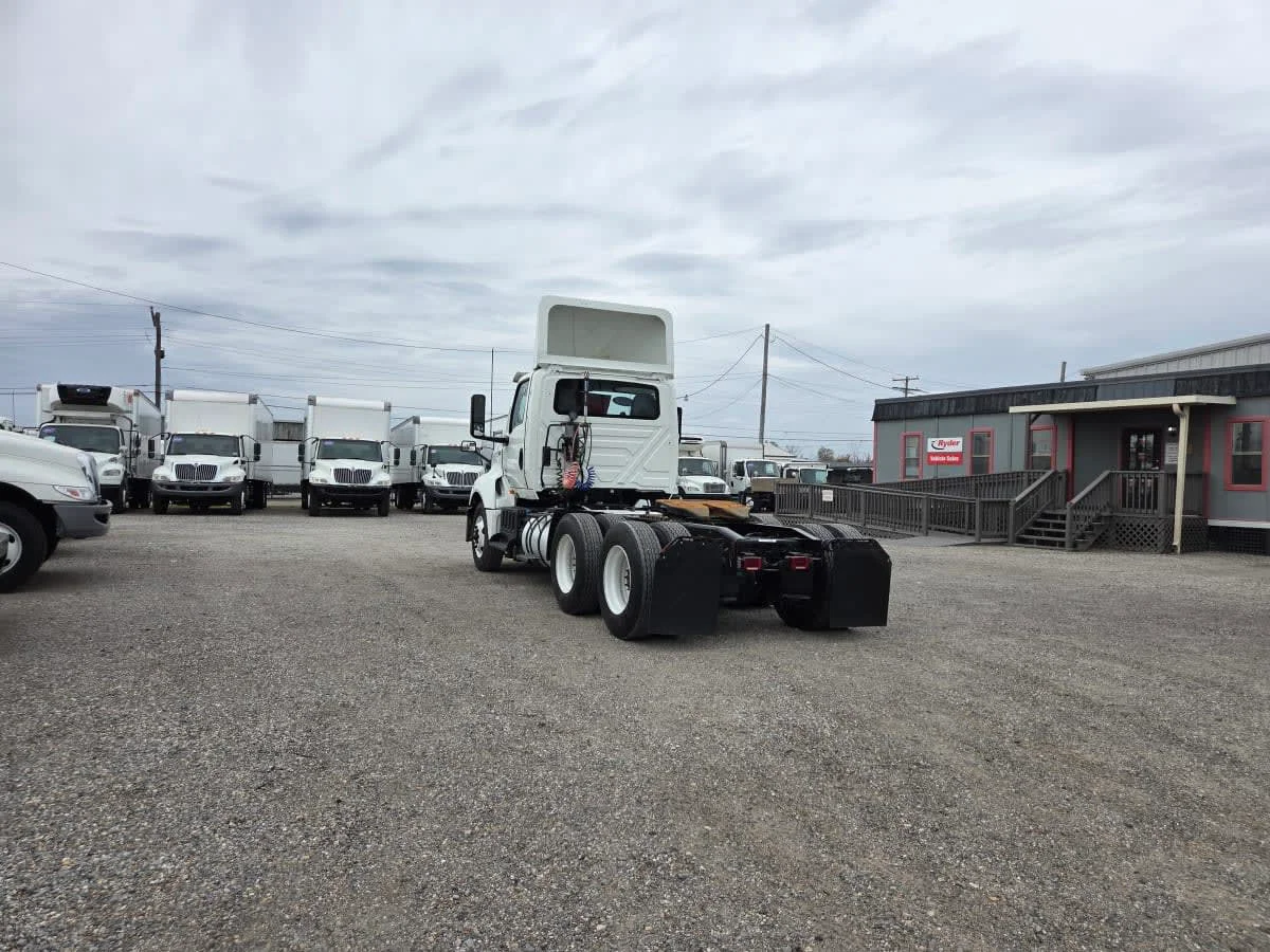 2019 International LT in St. Rose, LA — photo 6