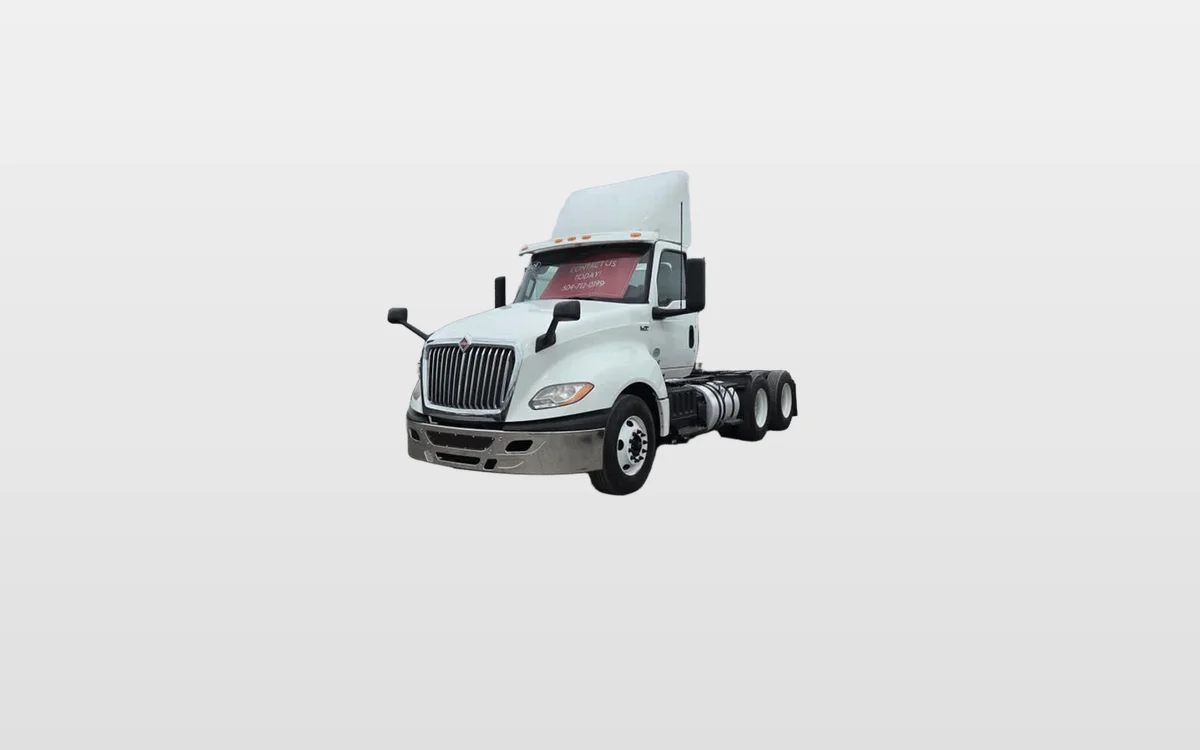 2019 International - image 1