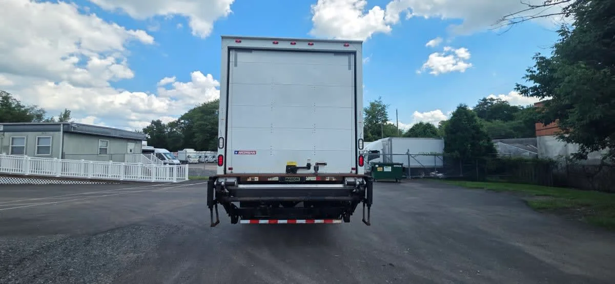 2016 Freightliner M2 106 in Bensalem, PA — photo 5