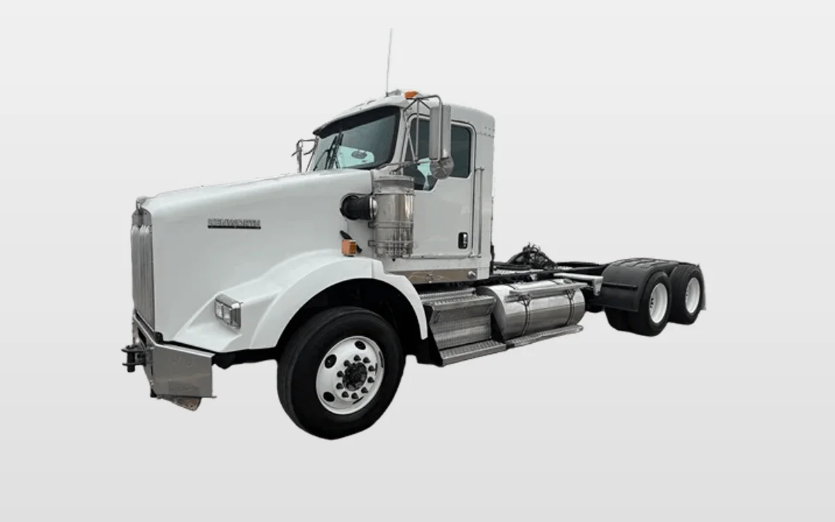 2014 Kenworth T800 - image 1