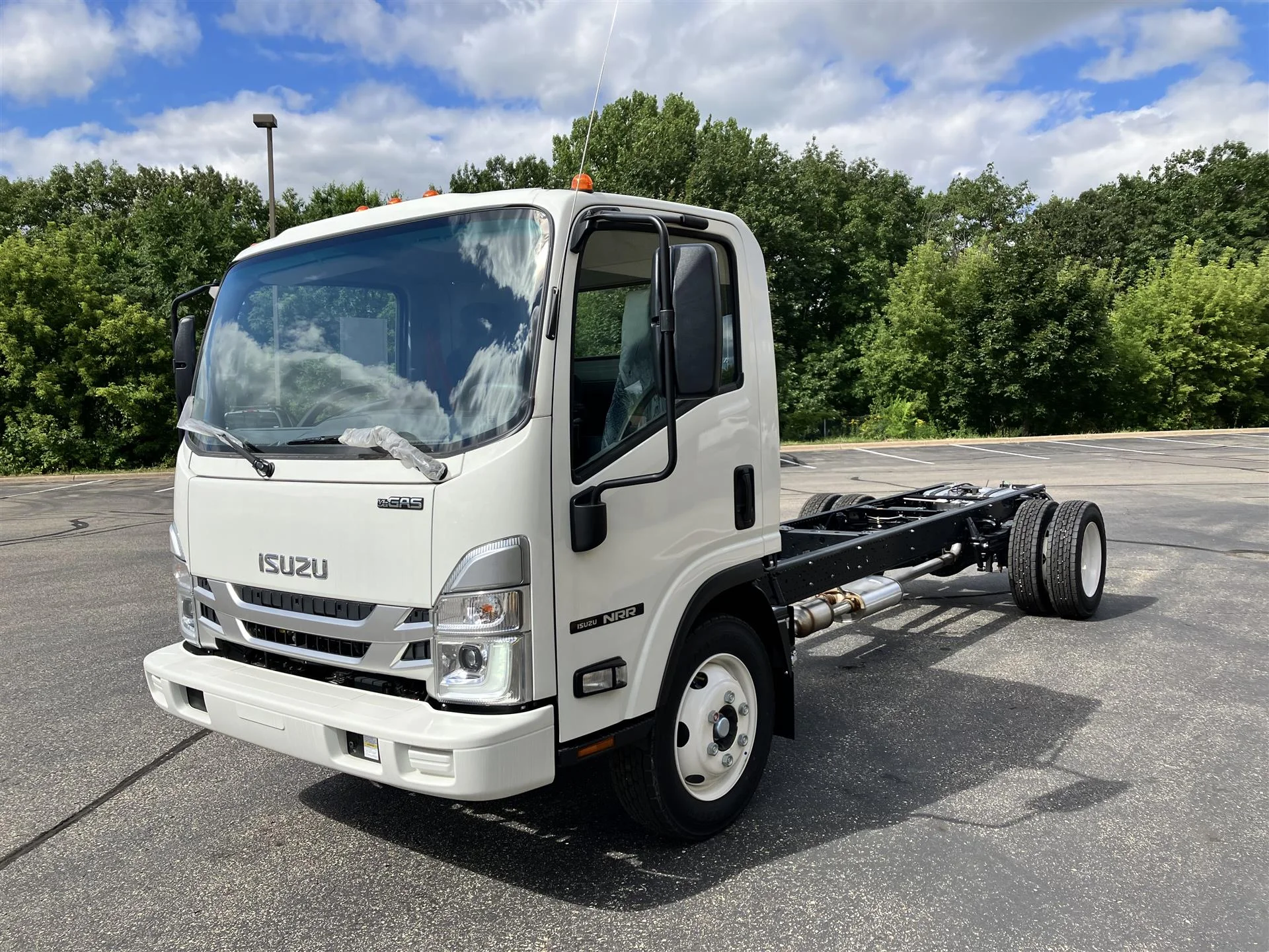 2026 Isuzu NRR - image 15