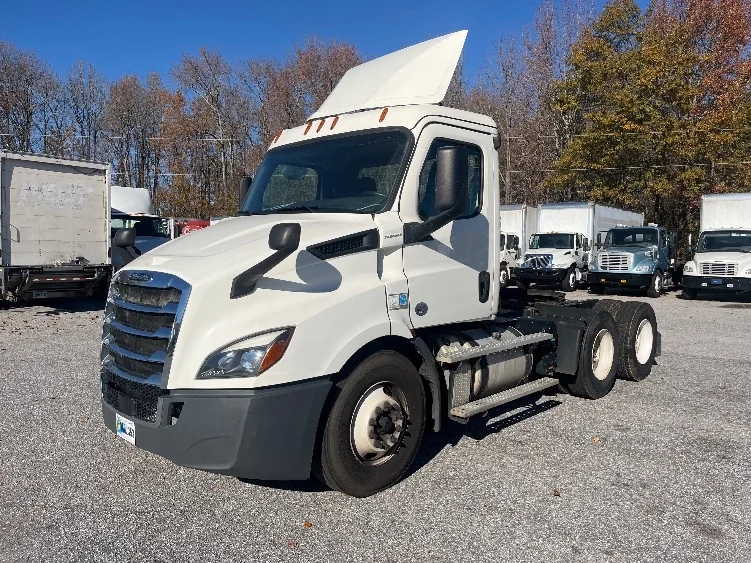 2019 Freightliner Cascadia in Greer, SC — photo 3