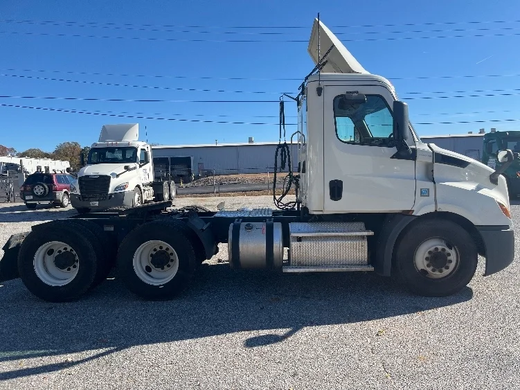 2019 Freightliner Cascadia in Greer, SC — photo 8