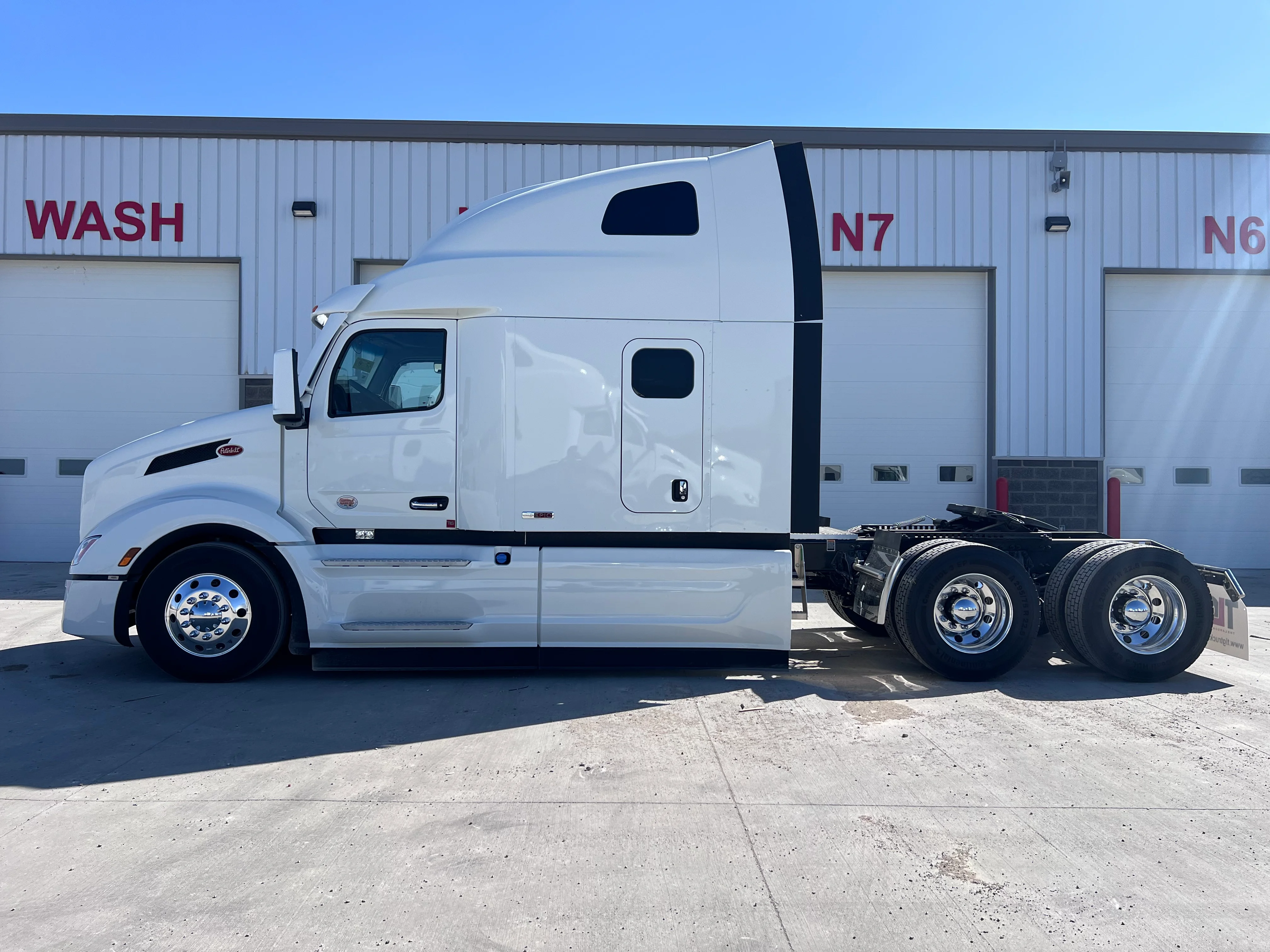 2027 Peterbilt 579 in Hattiesburg, MS — photo 2