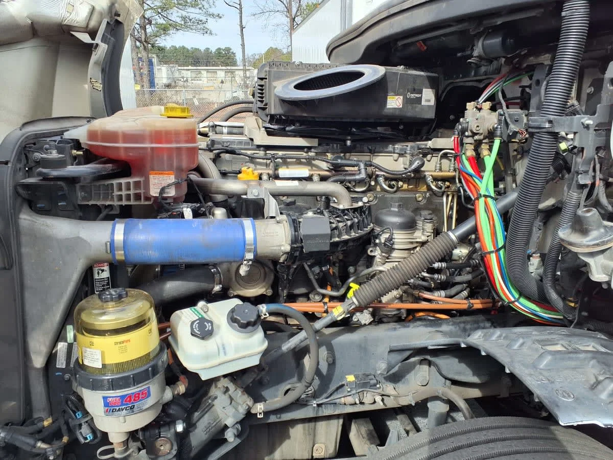 2020 Freightliner Cascadia in Doraville, GA — photo 8