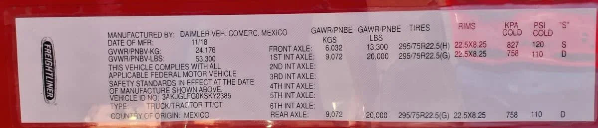 2019 Freightliner Cascadia - image 11