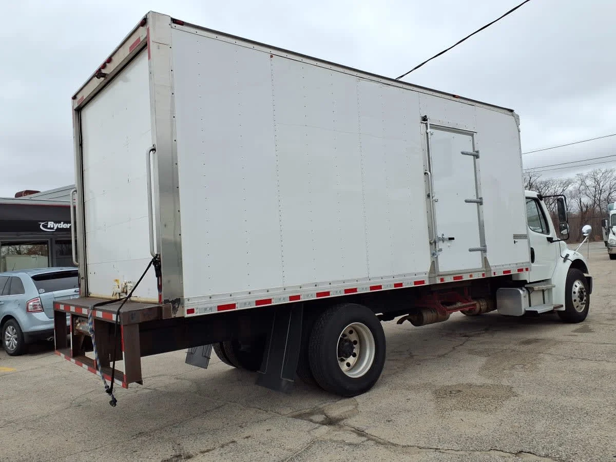 2020 Freightliner M2 106 in Warwick, RI — photo 4
