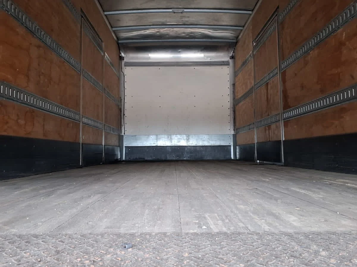 2020 Freightliner M2 106 in Warwick, RI — photo 8