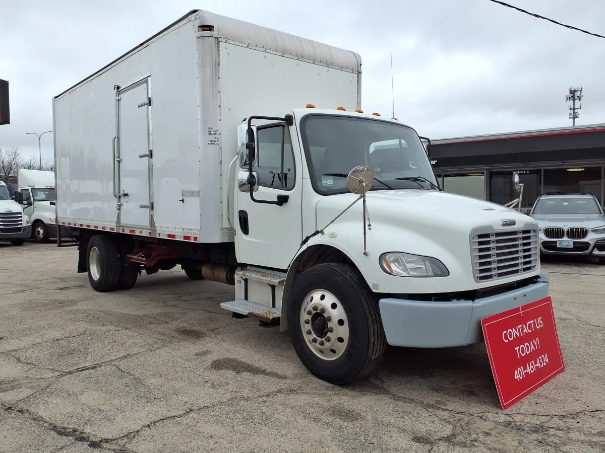 2020 Freightliner M2 106 in Warwick, RI — photo 3