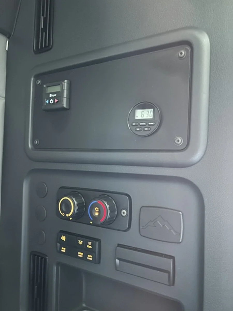 2022 Freightliner Cascadia — photo 18