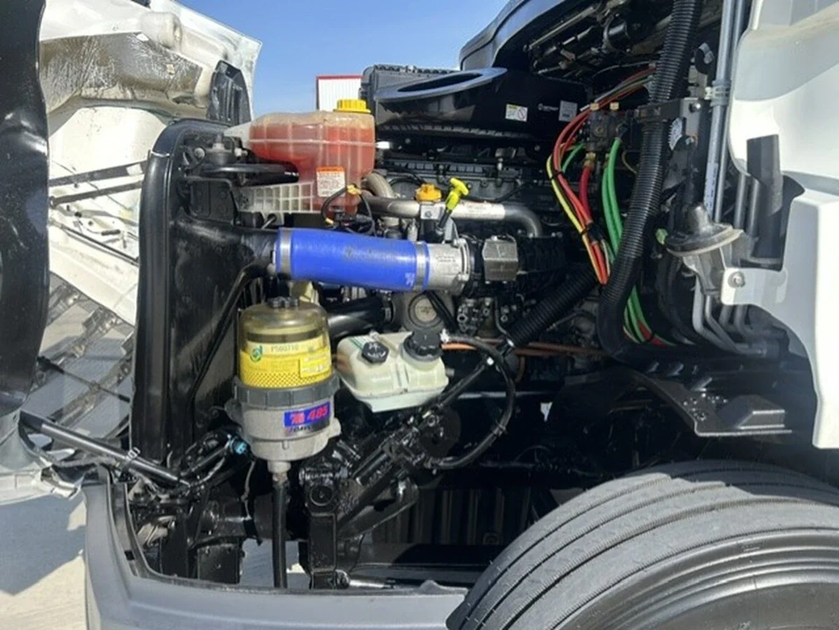 2022 Freightliner Cascadia — photo 14