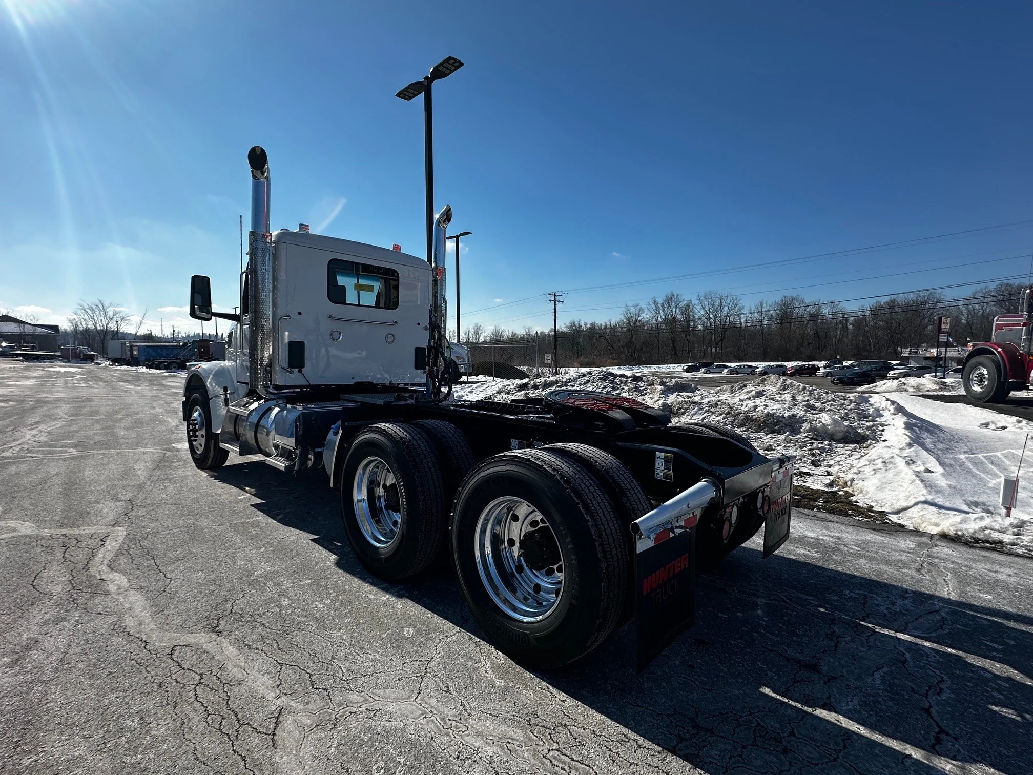 2027 Peterbilt 567 - image 10