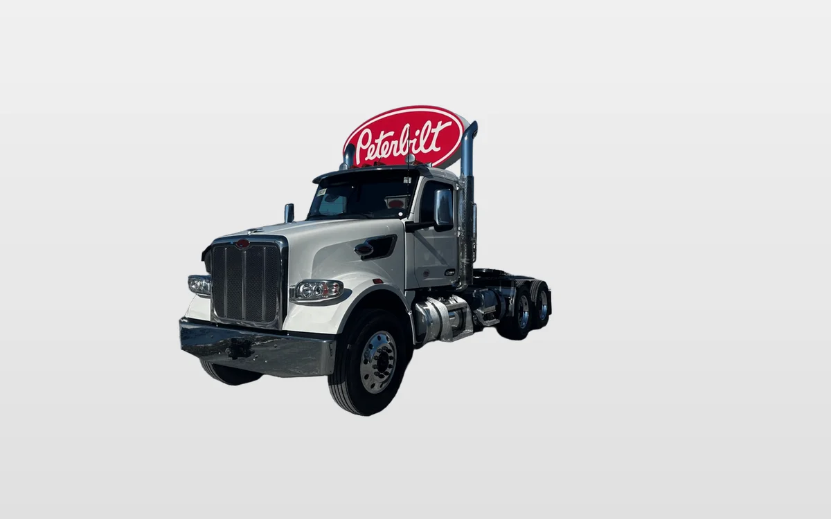 2027 Peterbilt 567 - image 1