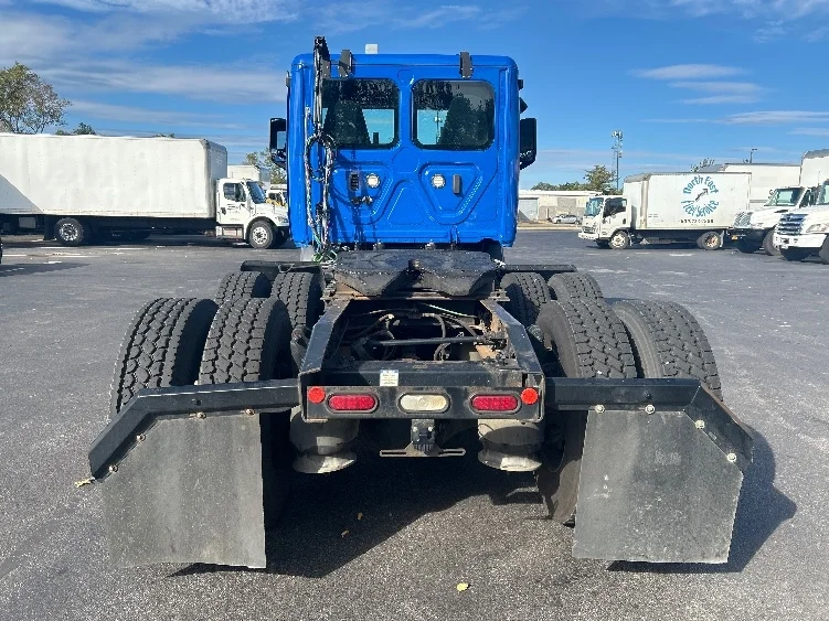2019 Freightliner Cascadia in Swedesboro, NJ — photo 6