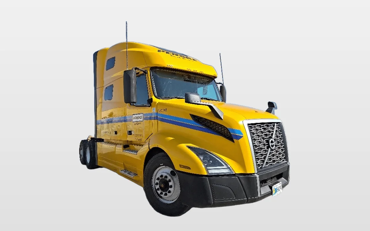 2022 Volvo VNL 760 - image 1