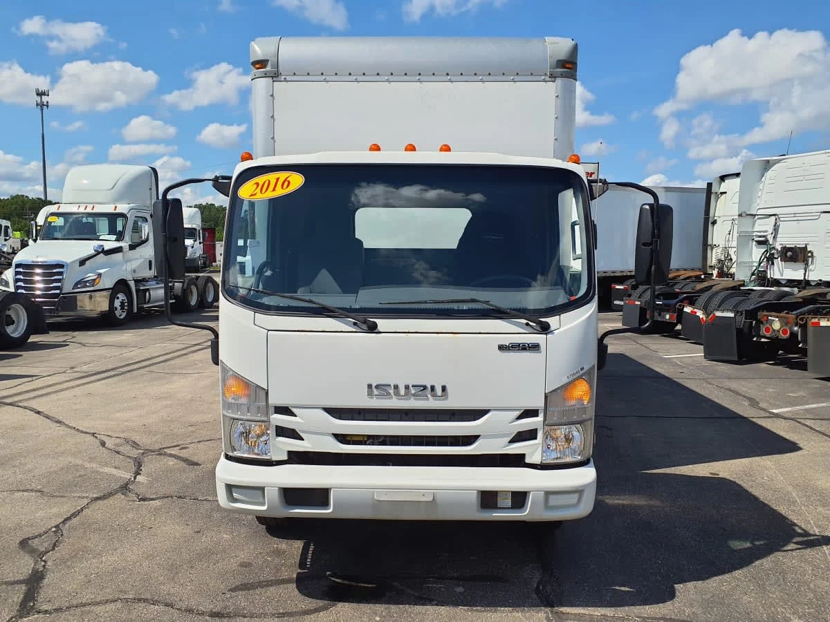 2016 Isuzu NPR - image 2