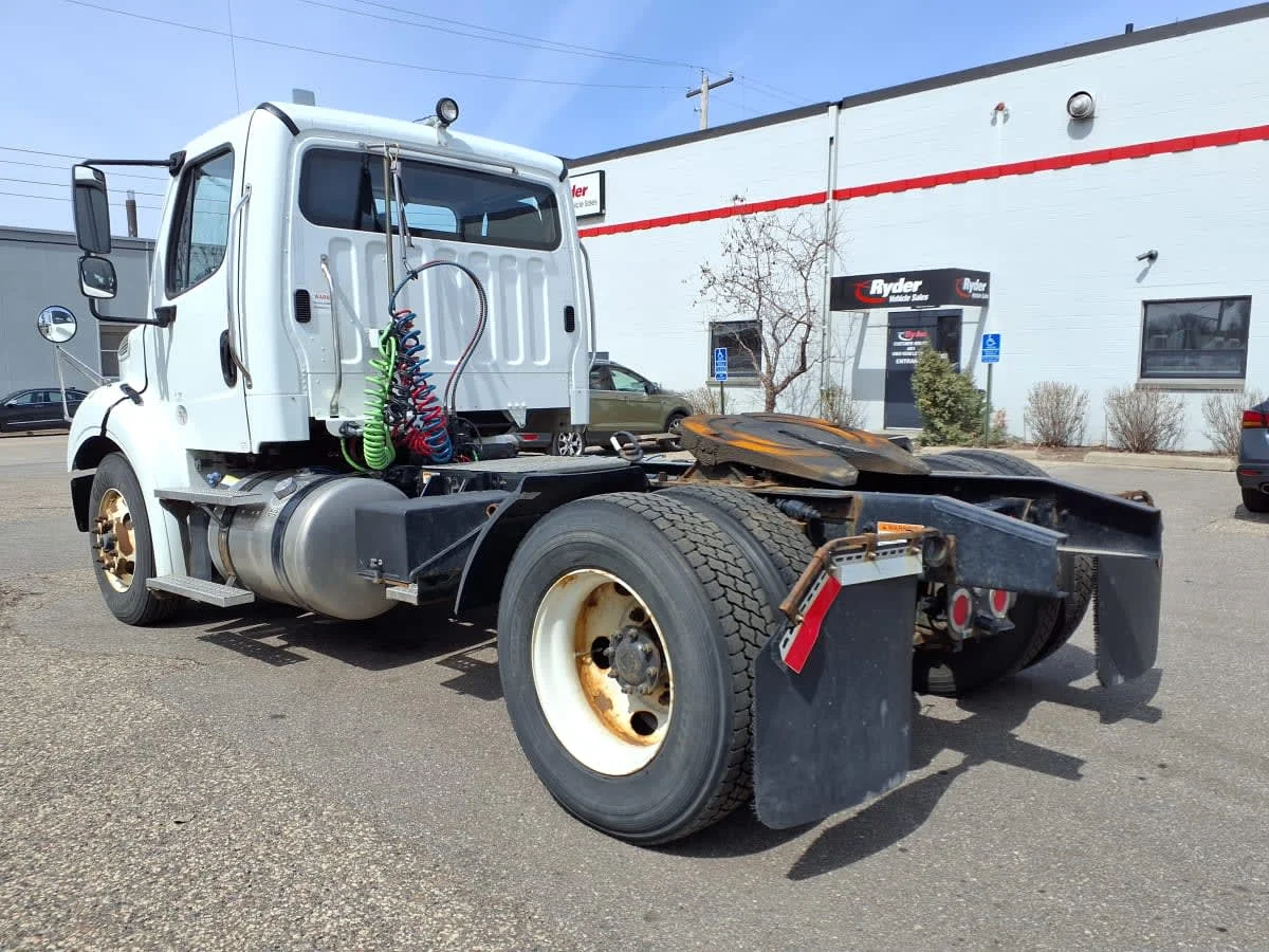 2019 Freightliner M2 112 - image 6
