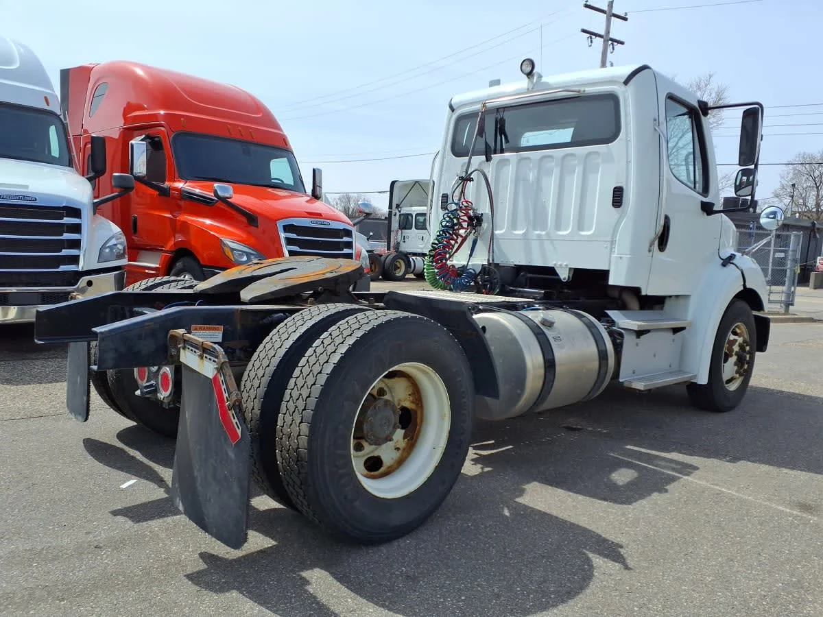 2019 Freightliner M2 112 in Minneapolis, MN — photo 4