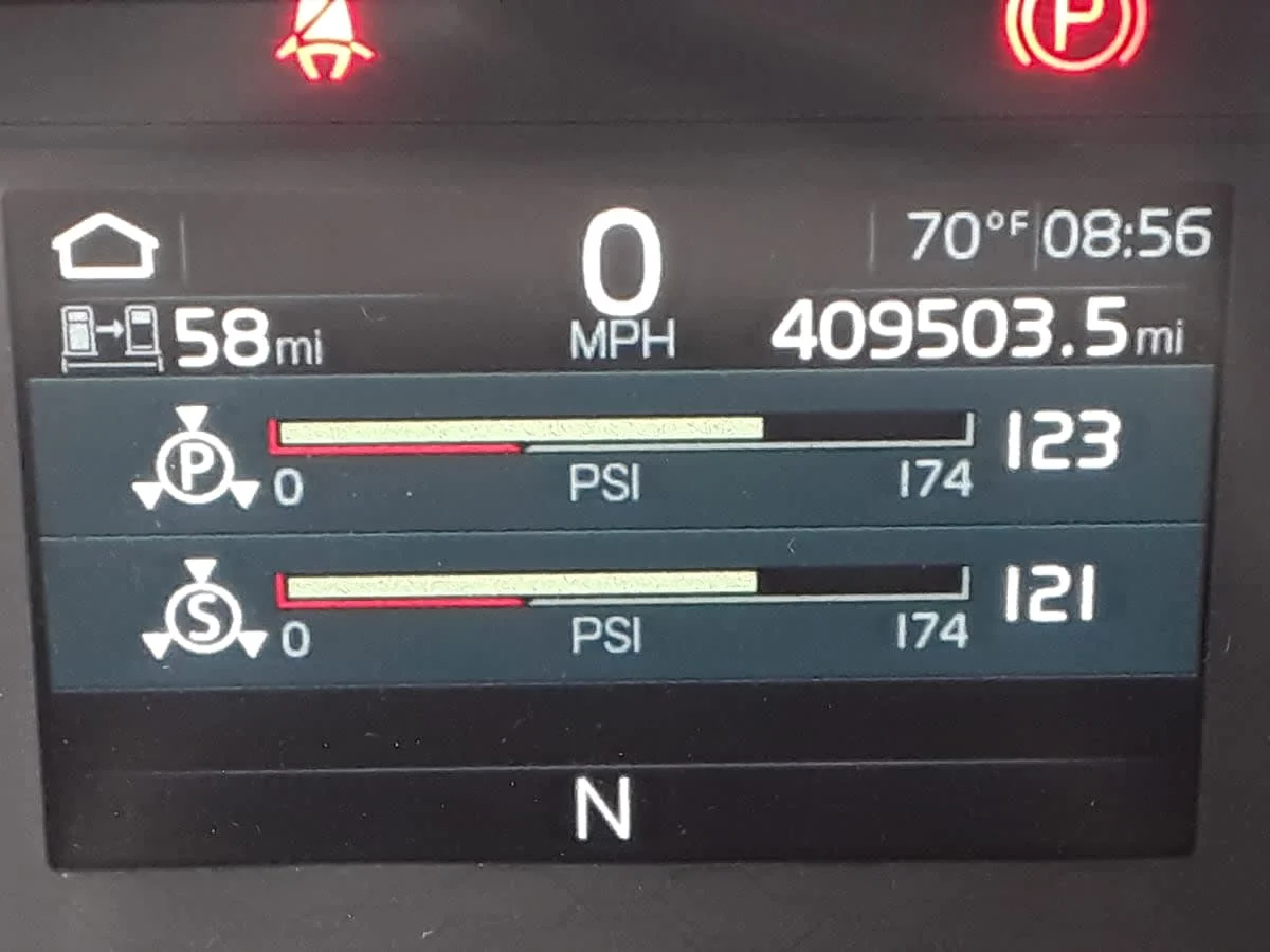 2019 Volvo VNL 860 in Montebello, CA — photo 9